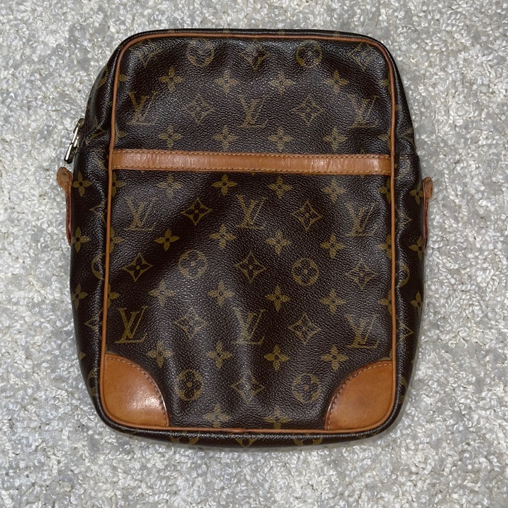 Authentic Vintage Danube MM- NO STRAP